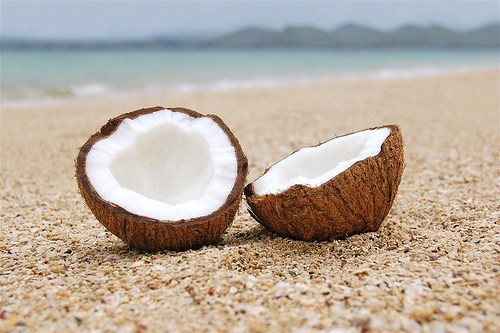 Fragrance:  White Driftwood & Coconut